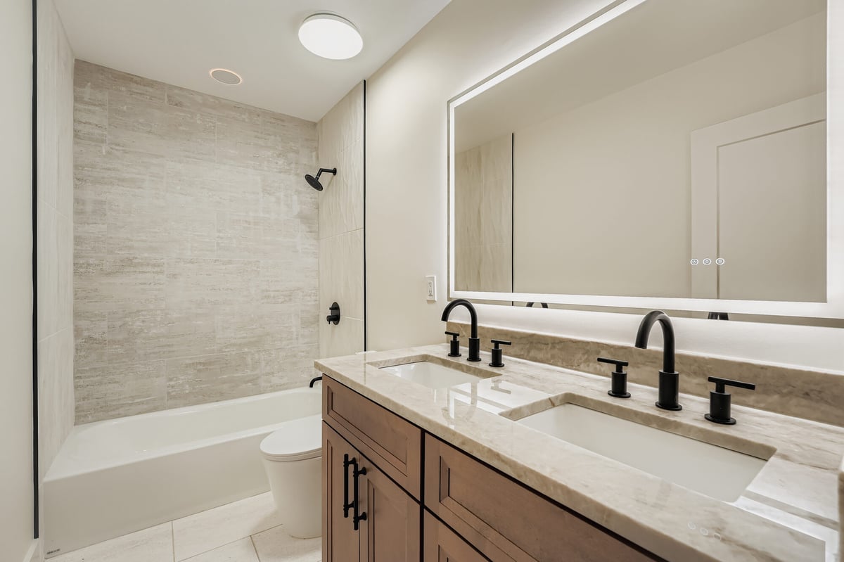 bathroom-double-vanity-black-fixtures-shower-tub-combo-atlanta-ga-optimized