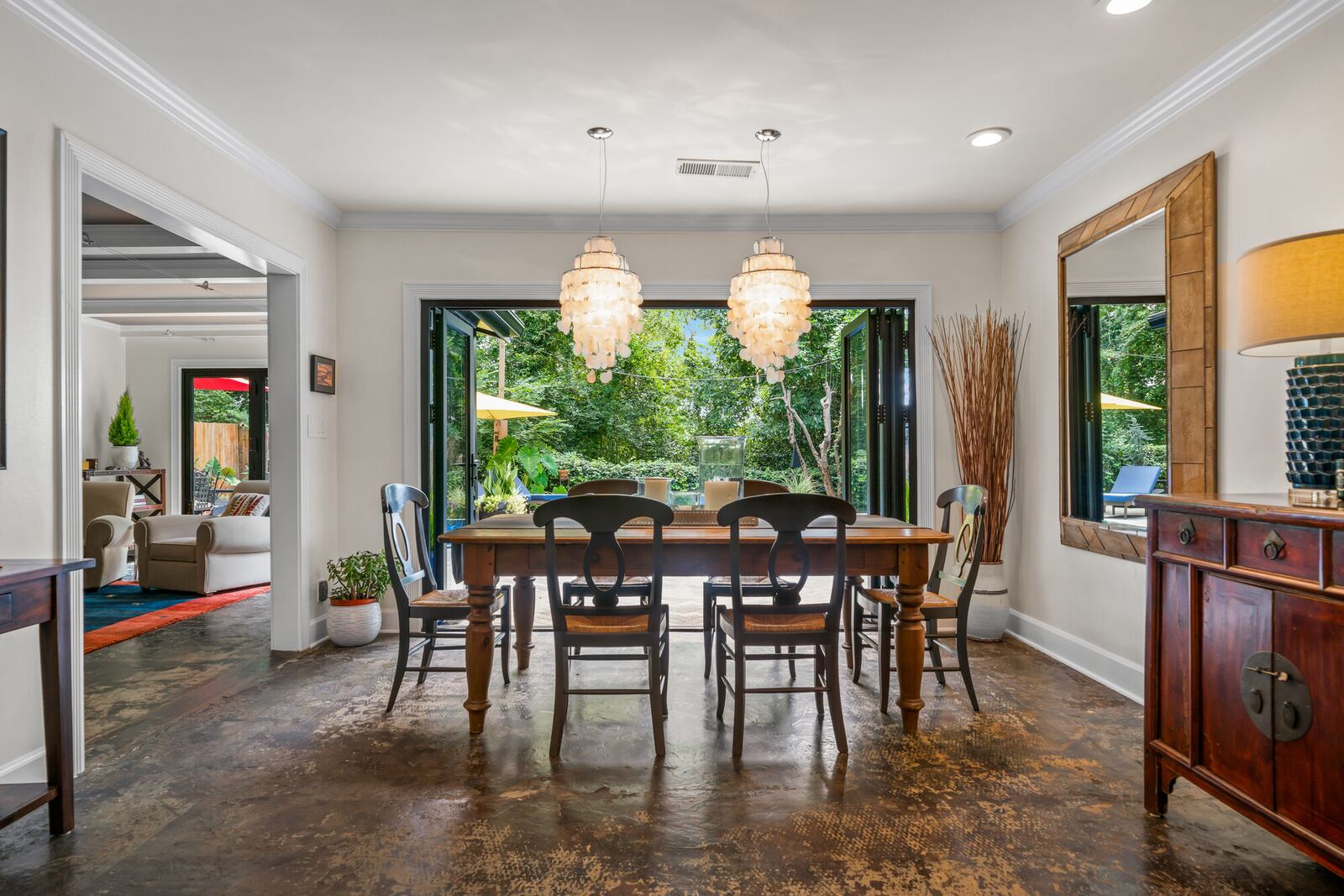 open-concept-dining-and-living-area-atlanta-ga-optimized