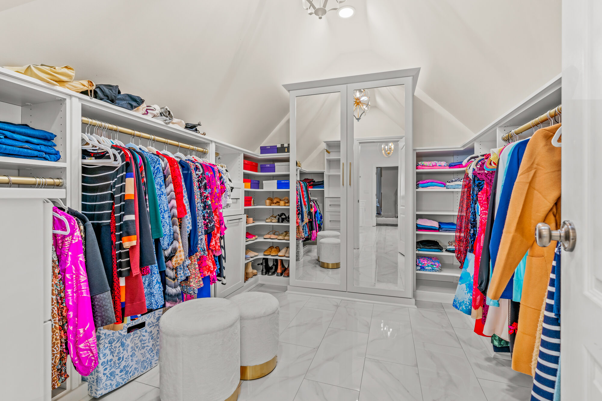 walk-in-closet-vaulted-ceiling-clothing-racks-atlanta-ga-optimized